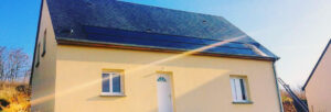 Maison de 100m² avec panneaux solaires